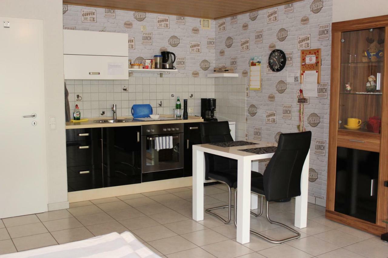 Nettes Appartement Mönchengladbach Exterior foto